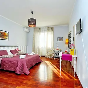 Piazza San Giovanni Bed and breakfast